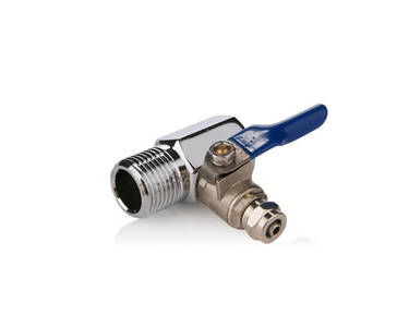 Qurter inch adaptor for water systems