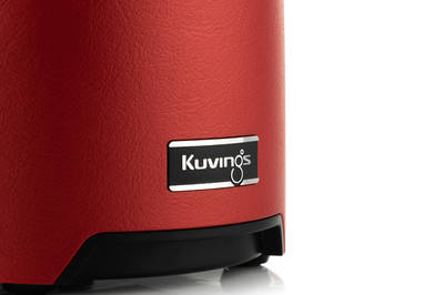 Kuvings EVO820 - red - leather detail Kuvings EVO820 - red - leather detail