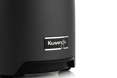 Kuvings EVO820 dark gray body detail